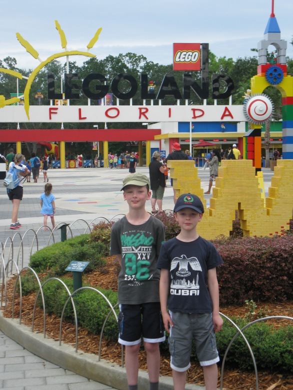 Sam and Dom are ready for Legoland